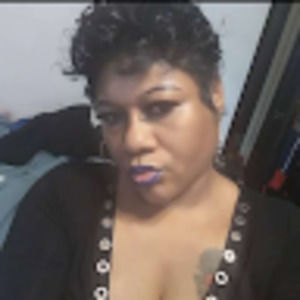 Meet your Posher, Selena